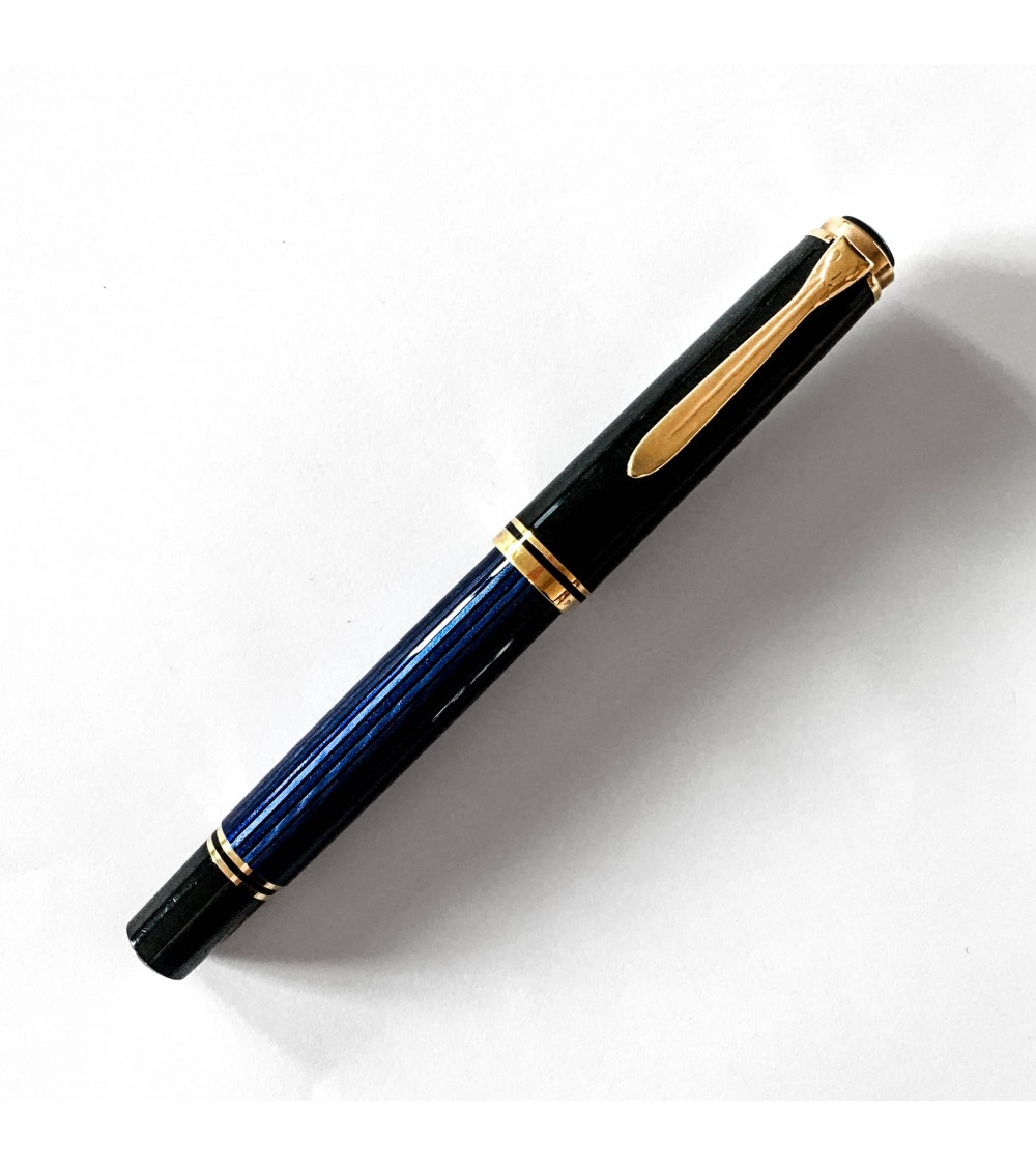 Roller Pelikan Souverän R800 Black Blue, attributs dorés