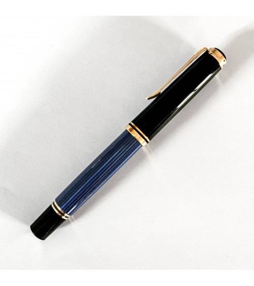 Roller Pelikan Souverän R800 Black Blue, attributs dorés
