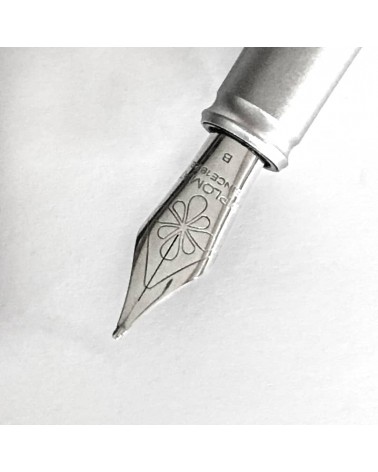 Stylo-plume Diplomat Aero Midnight Blue, plume en acier inoxydable, fabriqué en Allemagne