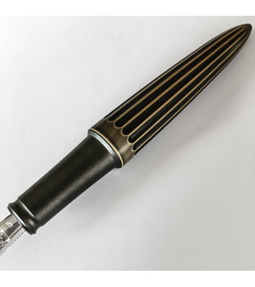 Stylo-plume Diplomat Aero Oxyd Brass, plume acier inoxydable, fabriqué en Allemagne
