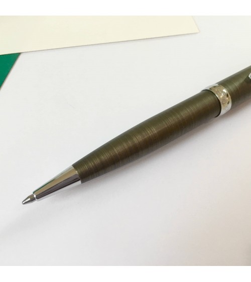 Stylo-bille Diplomat Excellence A2 Oxyd Brass. L'Ecritoire design, Lausanne.