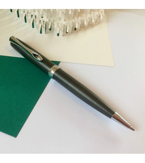 Stylo-bille Diplomat Excellence A2 Oxyd Iron. L'Ecritoire design, Lausanne.