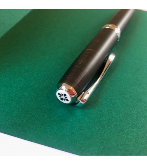 Stylo-bille Diplomat Excellence A2 Oxyd Iron. L'Ecritoire design, Lausanne.