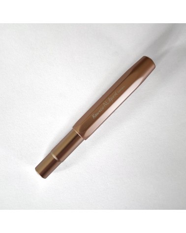 Stylo-plume Kaweco AL Sport Rosé Gold, bec acier.