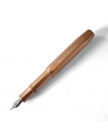 Stylo-plume Kaweco AL Sport Rosé Gold, bec acier.