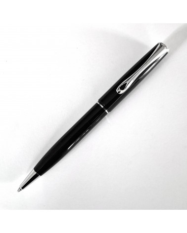 Stylo-bille Diplomat Esteem Noir Laqué, fabriqué en Allemagne