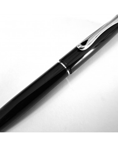Stylo-bille Diplomat Esteem Noir Laqué, fabriqué en Allemagne