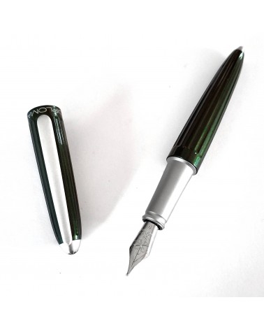 Stylo-plume Diplomat Aero Evergreen, plume acier inoxydable, fabriqué en Allemagne