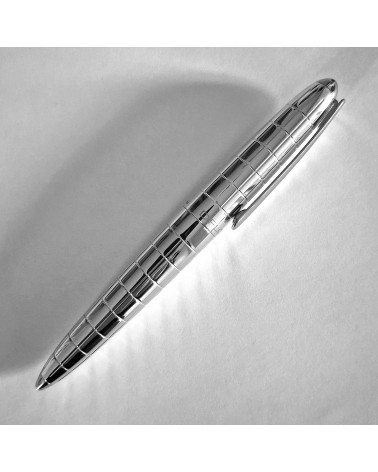 Stylo-plume Diplomat Aero Rhomb Chrome, plume acier inoxydable, fabriqué en Allemagne