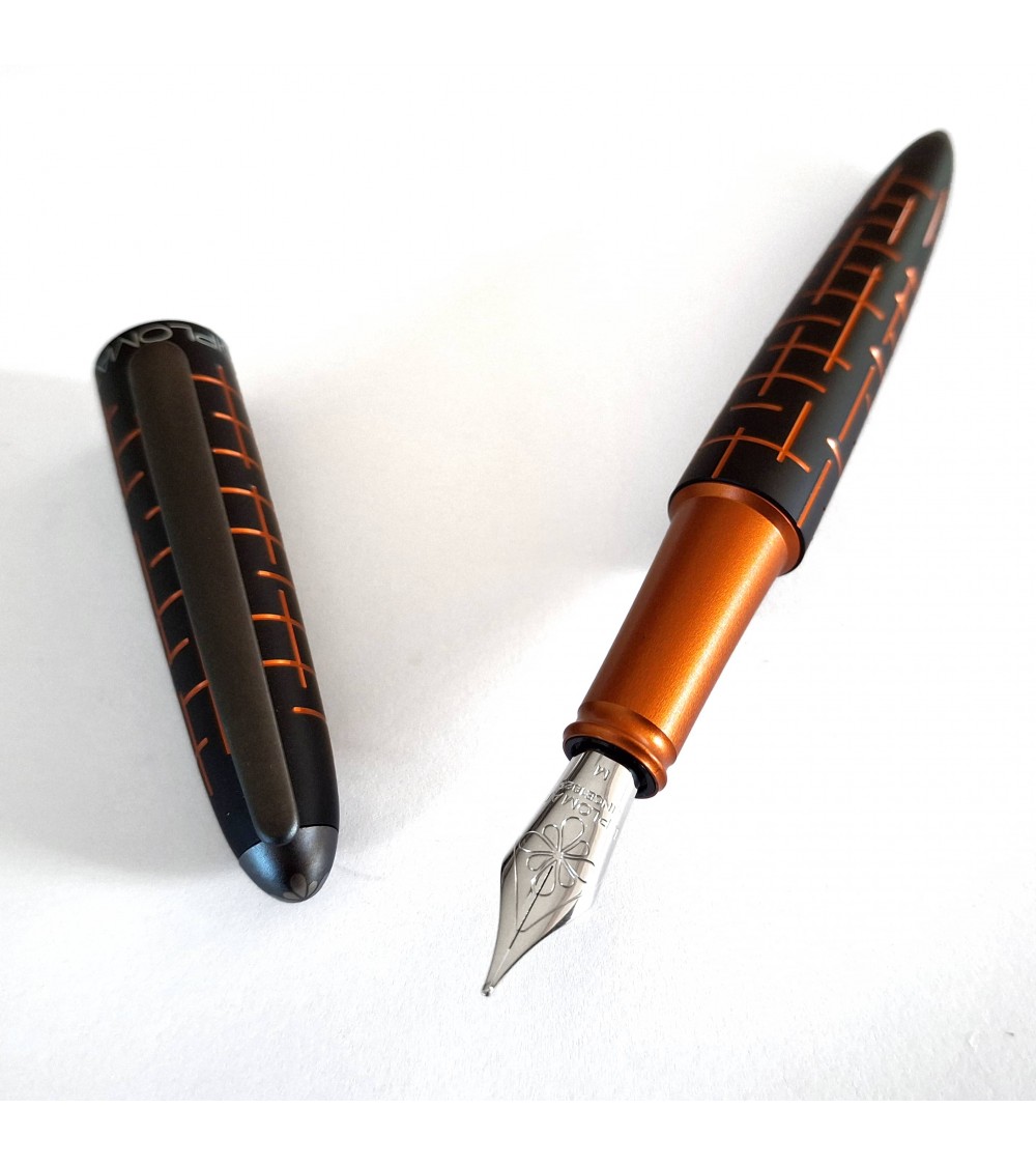 Stylo-plume Diplomat Elox Matrix Noir-Orange, fabriqué en Allemagne