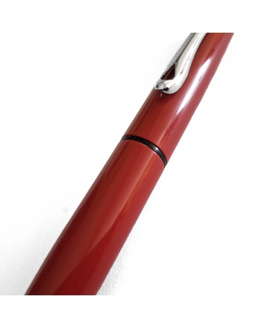 Stylo-plume Diplomat Esteem Rouge laqué, fabriqué en Allemagne