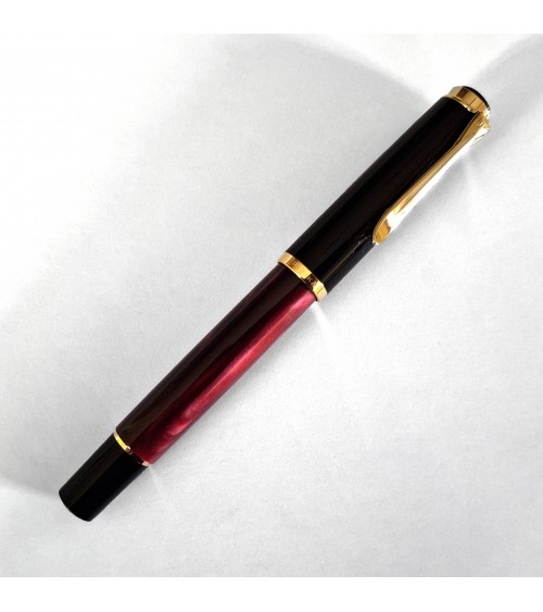 Stylo-plume à piston Pelikan Classic 200 Red Marbled