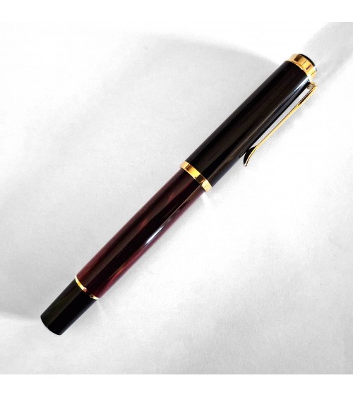 Stylo-plume à piston Pelikan Classic 200 Red Marbled