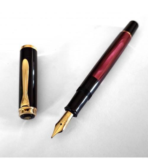 Stylo-plume à piston Pelikan Classic 200 Red Marbled