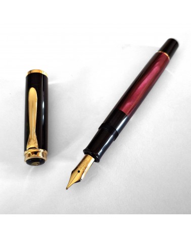 Stylo-plume à piston Pelikan Classic 200 Red Marbled