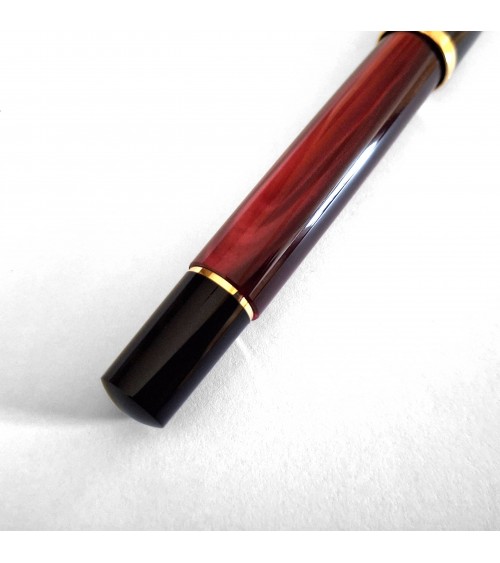 Stylo-plume à piston Pelikan Classic 200 Red Marbled