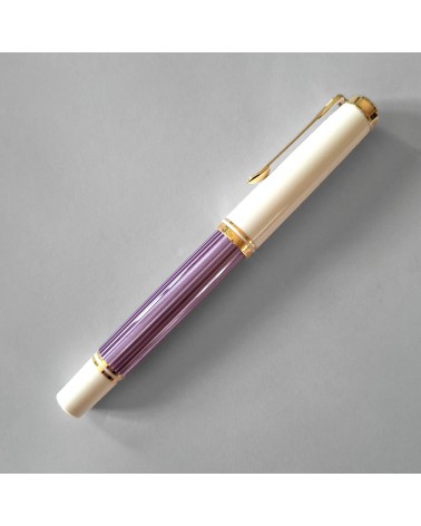Stylo-plume à piston Pelikan Souverän 600 Violet White, édition spéciale, plume bicolore or 14 carats rhodié