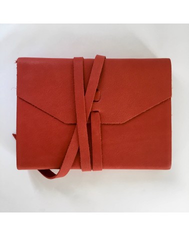 Carnet Manufactus Laccio, couverture cuir veau rouge, 256 pages papier vélin, fabriqué en Italie