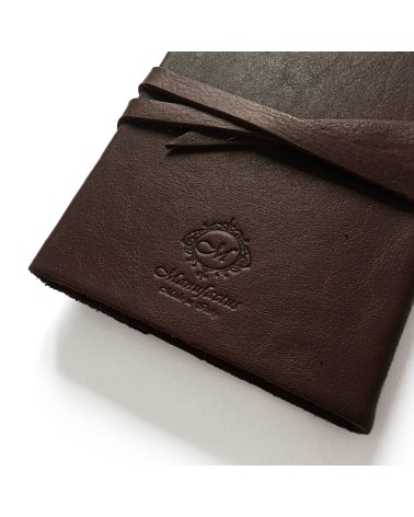 Carnet Manufactus Laccio, couverture cuir veau Marron, 256 pages papier vélin, fabriqué en Italie
