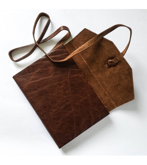 Carnet Manufactus Laccio, couverture cuir veau Vintage Brown, 256 pages papier vélin, fabriqué en Italie