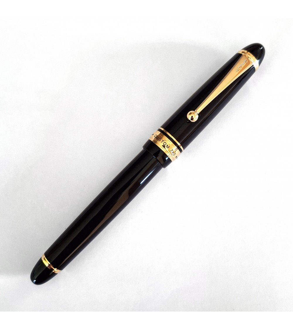 Stylo-plume Cross Custom 743, bec or 14 carats