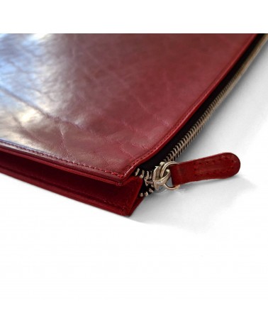 Poche plate zippée PA Allgäu, cuir épais rouge bordeaux doublé