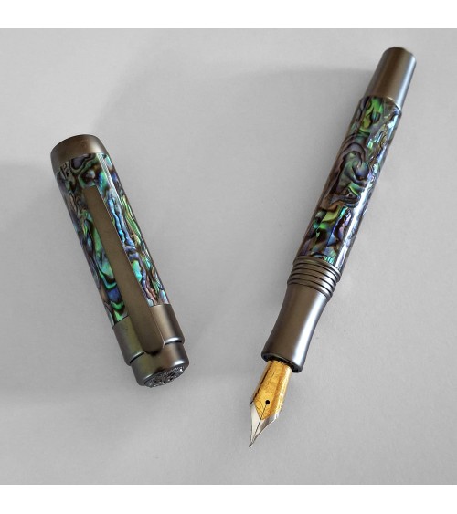 Stylo-plume Laban Abalone, bec largeur M, fabriqué à Taïwan