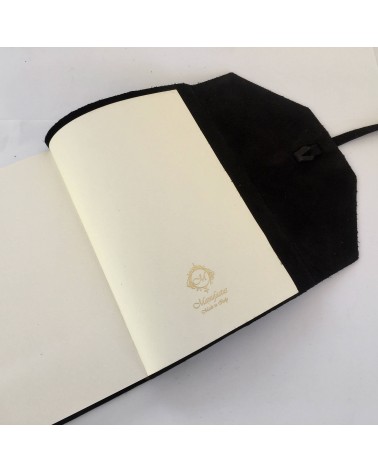 Carnet Manufactus Laccio, couverture cuir veau noir, dernière page. L'Ecritoire design, lausanne.