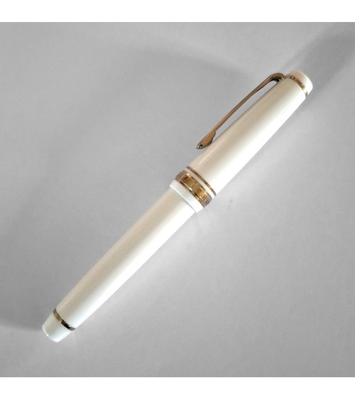 Stylo-plume Sailor PG slim Gold White, bec or 14 carats