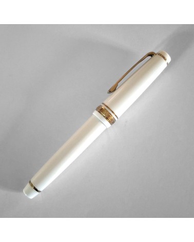 Stylo-plume Sailor PG slim Gold White, bec or 14 carats