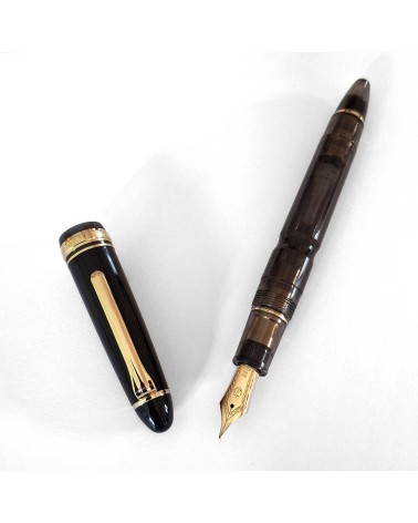 Stylo-plume Sailor 1911L Realo Gold-Smoky Black, bec or 18 carats