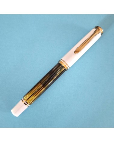 Stylo-plume à piston Pelikan M400 Ecaille de tortue Blanc, bec or bicolore 14 carats