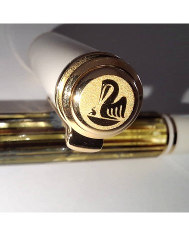 Stylo-plume à piston Pelikan M400 Ecaille de tortue Blanc, bec or bicolore 14 carats