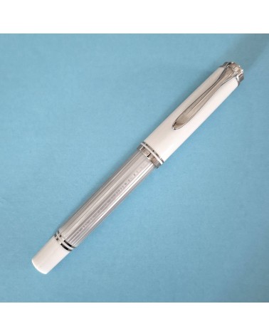 Stylo-plume à piston Pelikan M405 Silver White, bec or bicolore 14 carats