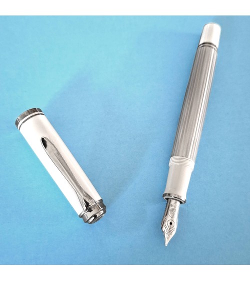 Stylo-plume à piston Pelikan M405 Silver White, bec or bicolore 14 carats