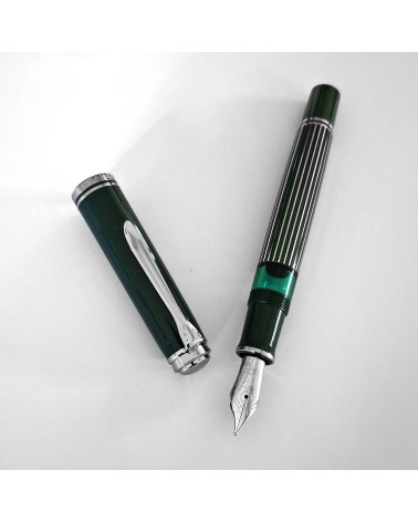 Stylo-plume à piston Pelikan M815 Metal Striped Green Green, édition spéciale, bec or 18 carats rhodié