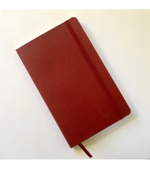 Carnet Moleskine cuir couverture souple, bordeaux, à L'Ecritoire design, Lausanne.