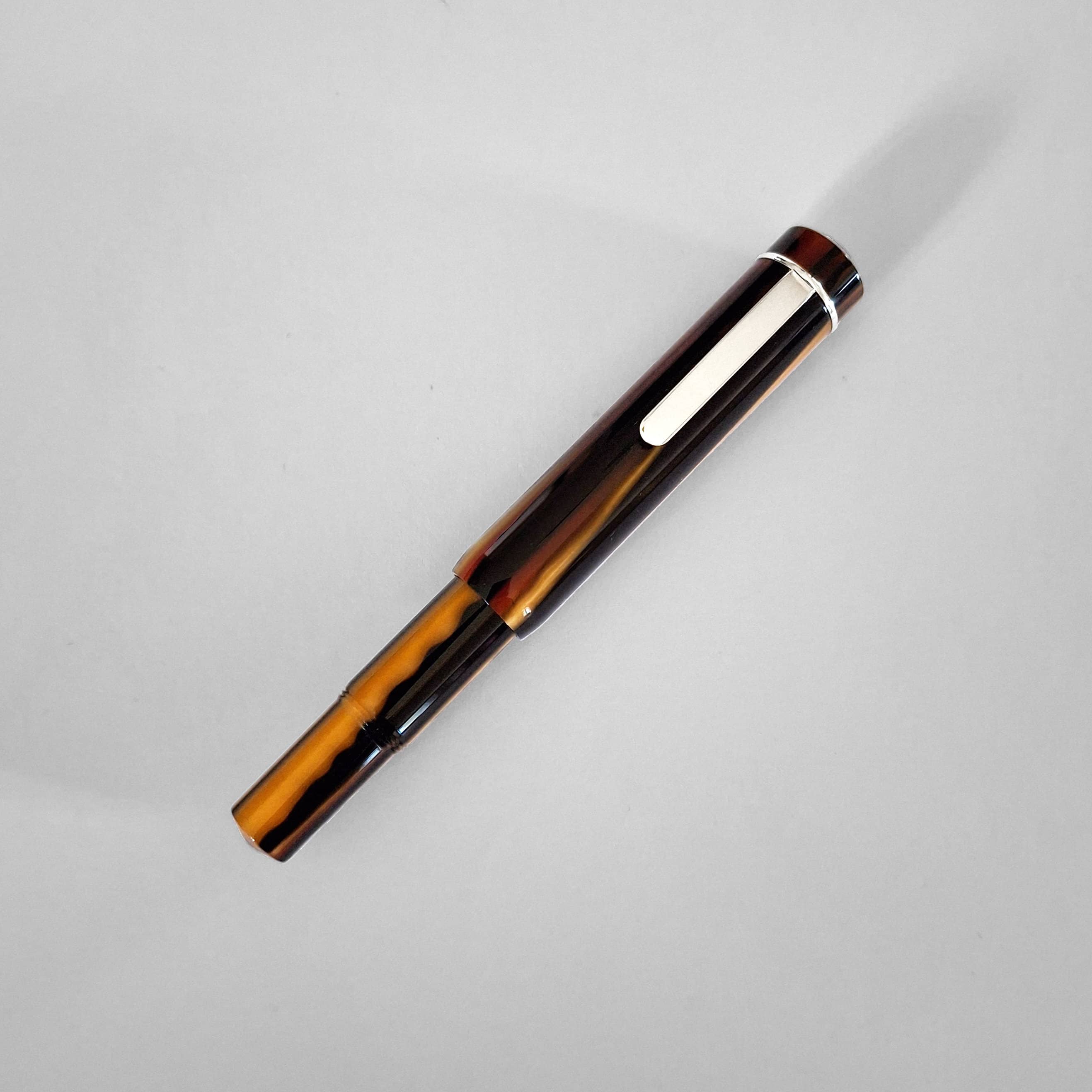 Stylo-plume Laban Pocket Brown Bear