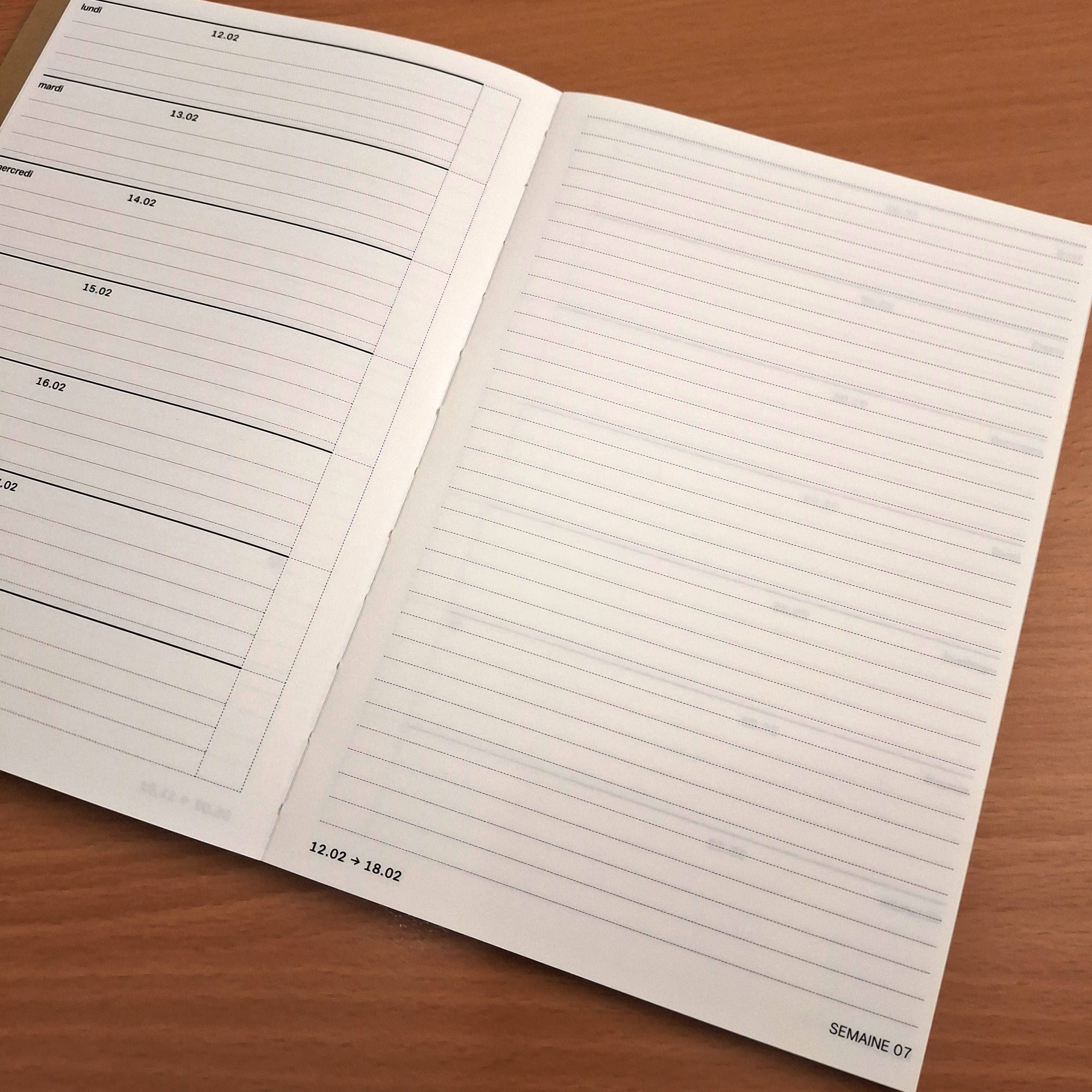 Intérieur de l'agenda Carnet No grand format