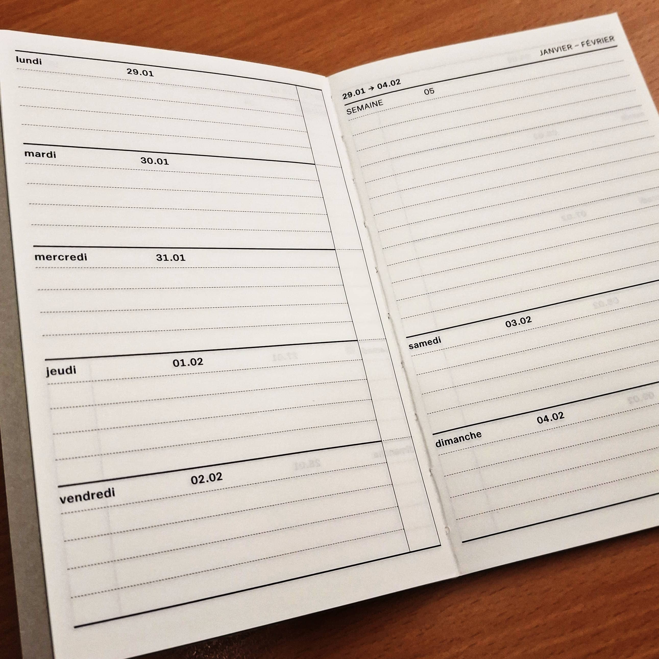 Intérieur de l'agenda Carnet No petit format