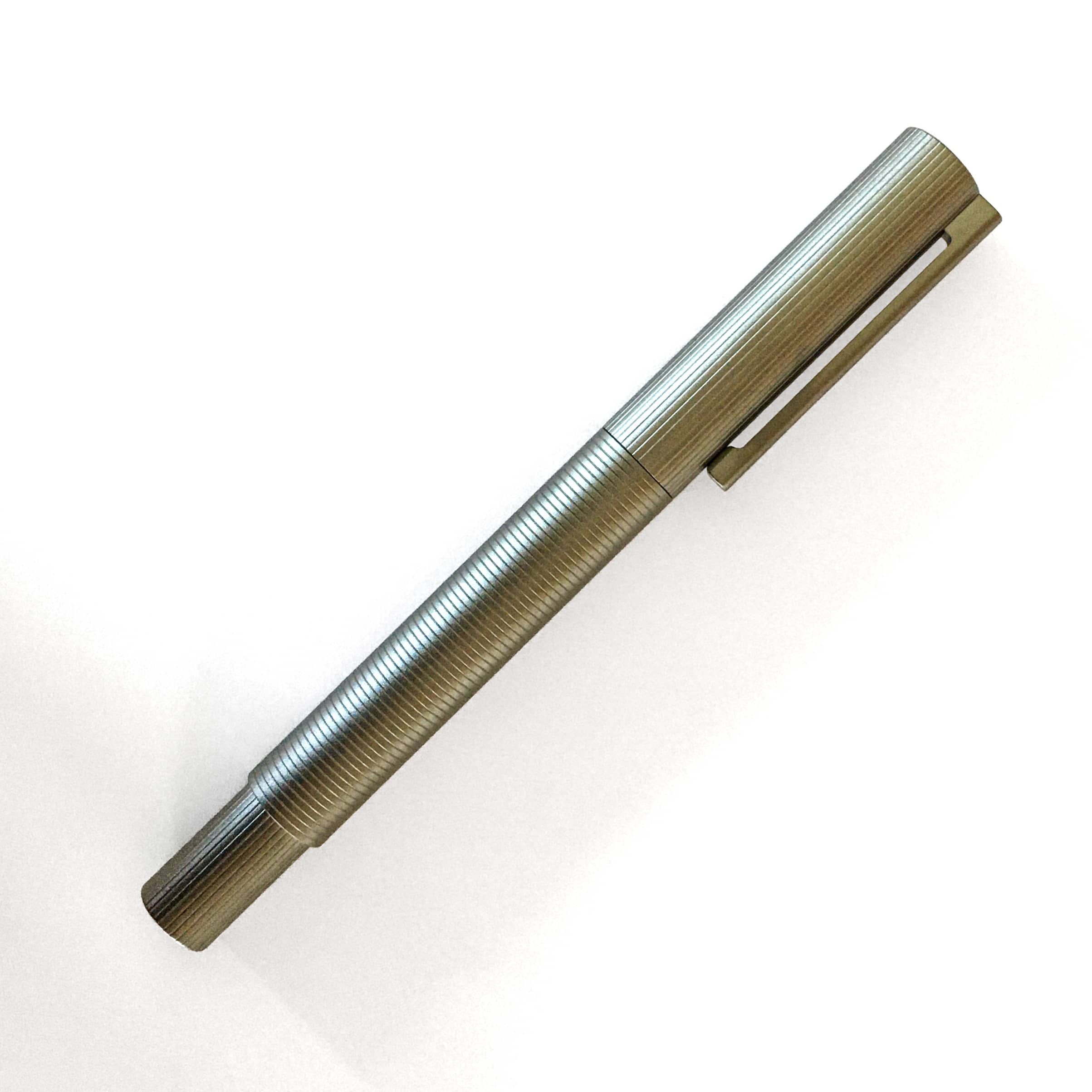 Stylo-plume Otto Hutt Design 08 Ruthenium