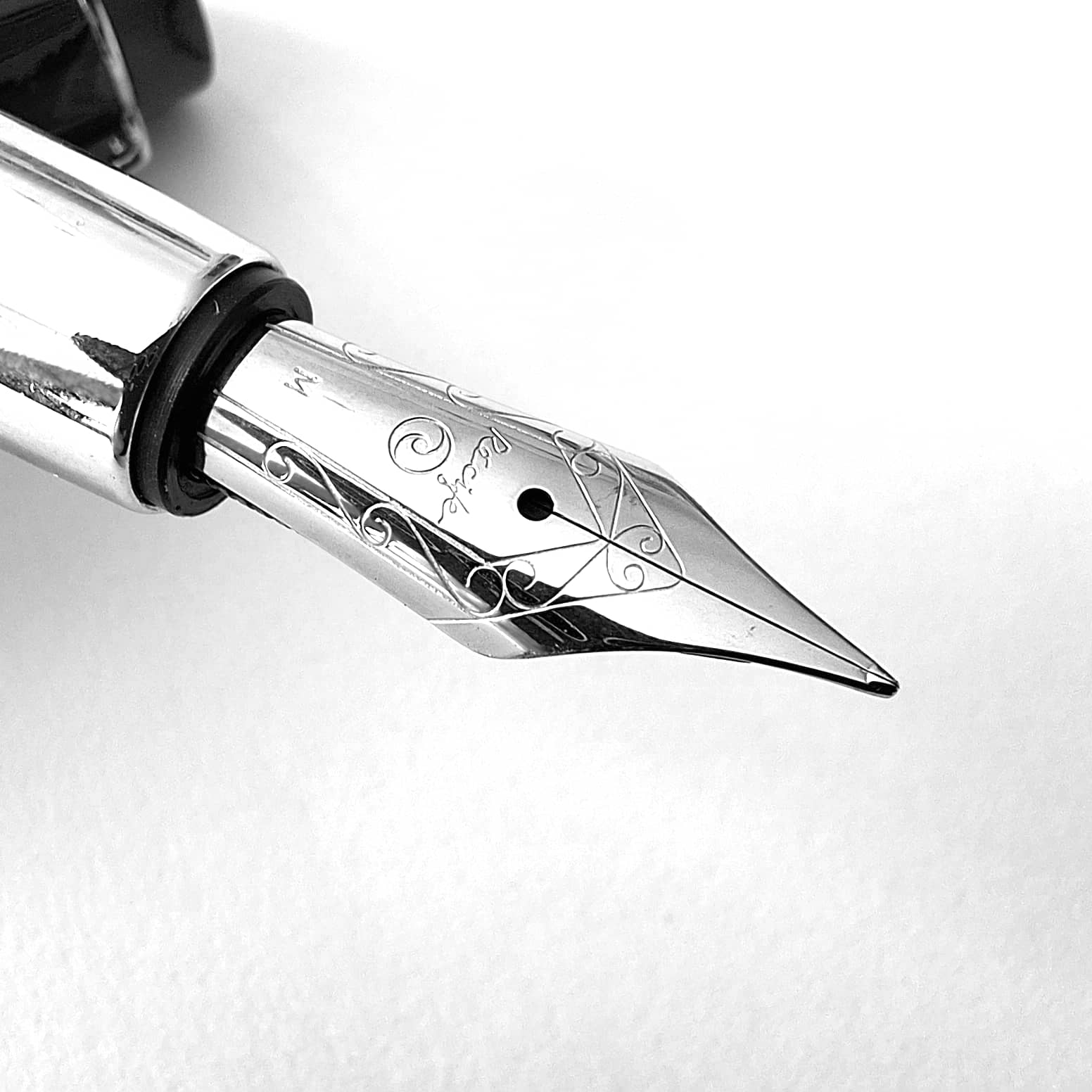 Stylo-plume Récife Manaus Replica Senior Empire Ripple